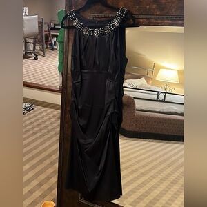 Beautiful Suzi Chin for Maggy Boutique Embellished Stretch Satin Dress Sz 10 Blk